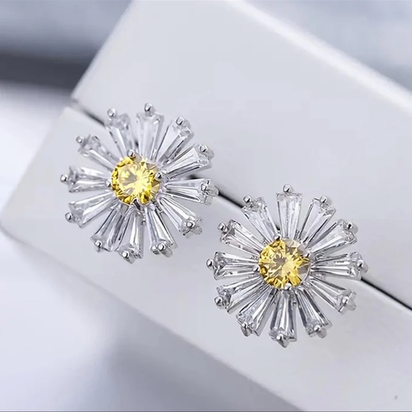 Swarovski Crystals Yellow & Silver Flower Earrings The Pissla - Picture 6 of 7